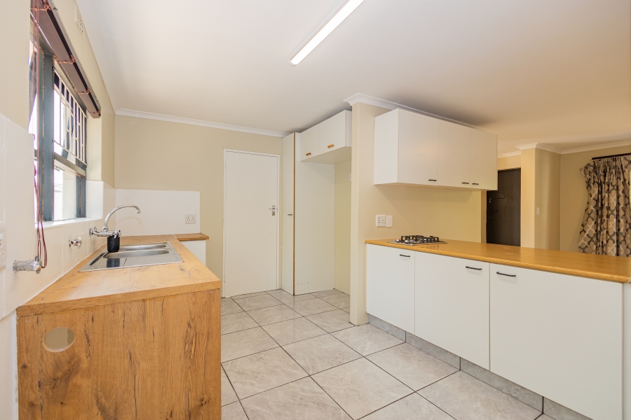 5 Bedroom Property for Sale in De Bron Western Cape